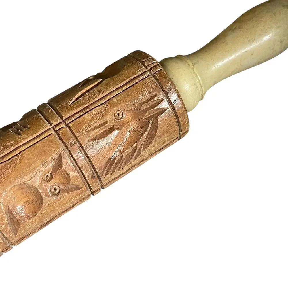 no brand vintage carved